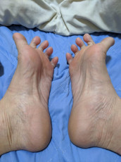 Kazuya Sawaki Feet