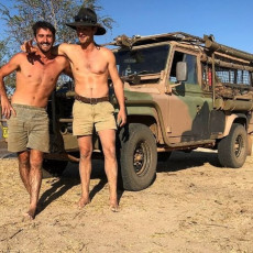 Andrew Ucles Feet (23 photos)
