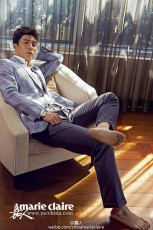 Dongjun Han Feet (2 photos)