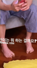 Hyo Jong Kim Feet (22 photos)