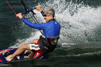 John Kerry Feet (10 photos)