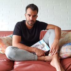 Juan Pablo Gaviria Feet (7 photos)