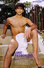 Luke Pasqualino Feet (6 photos)