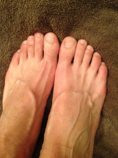 Peter Pounder Feet (18 photos)