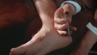 Peter Weller Feet (2 photos)