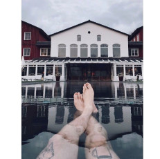 Bill Kaulitz Feet (50 photos)