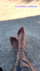 Carlos Boozer Feet (47 photos)