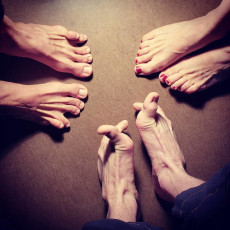 Daniel Irizarry Feet (48 photos)