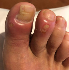 Dominic Monaghan Feet (35 photos)