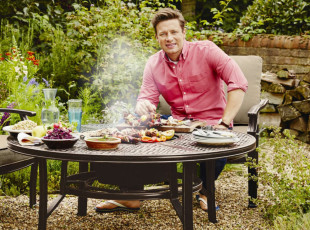 Jamie Oliver Feet (29 photos)