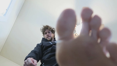 Kevin Strahle Feet (39 photos)