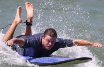 Matt Damon Feet (50 photos)
