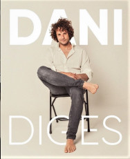 Daniel Diges Feet (3 photos)