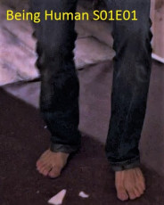 Aidan Turner Feet (2 photos)
