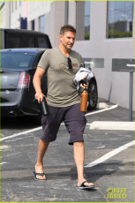 Bradley Cooper Feet (20 images)