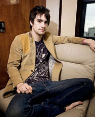 Brendon Urie Feet (2 images)