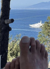 Chris Browning Feet (3 photos)