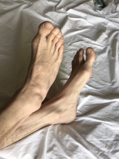 Chris Strokes Feet (6 photos)