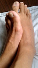 Dudu Azevedo Feet (2 photos)