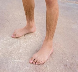 Henrique Camargo Feet (9 photos)