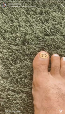 Joey Diamond Feet (4 photos)