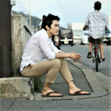 Song Seung Heon Feet (3 photos)