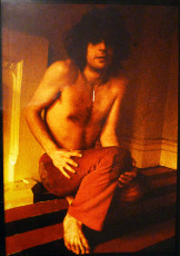 Syd Barrett Feet (7 photos)