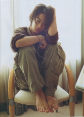 Takeru Satoh Feet (8 images)