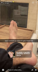 Todd Smith Feet (13 photos)