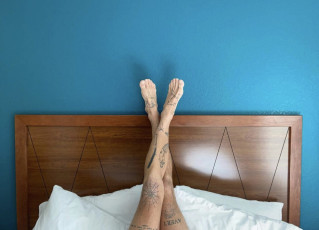 Chris Damned Feet (11 photos)