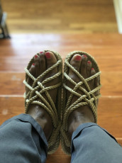 Deangelo Williams Feet (3 photos)