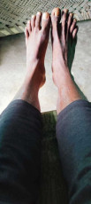 Dheeru Fulwara Feet (5 photos)