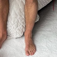 Finley Tapp Feet (5 images)