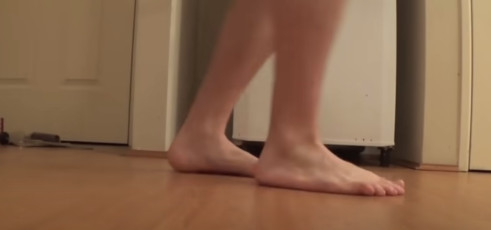 How To Basic Feet (3 photos)