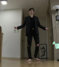 Hyun Bin Kwon Feet (22 images)