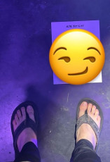 Jack Met Feet (4 images)