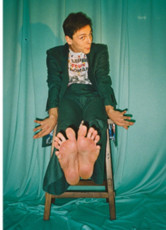 Jacob Bertrand Feet (20 images)
