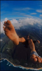 Jay Alvarrez Feet (15 images)