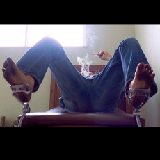 Joaquin Phoenix Feet (5 photos)