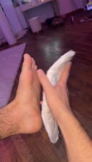 Keanu Rapp Feet (11 images)
