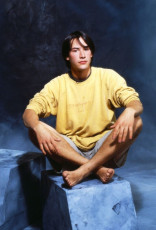 Keanu Reeves Feet (7 images)
