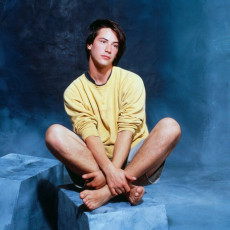 Keanu Reeves Feet (7 images)