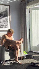 Kevin Mayer Feet (9 images)