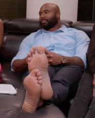 Michael Anthony Feet (2 images)