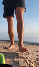 Nyle Dimarco Feet (3 images)