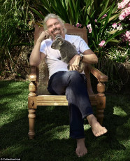 Richard Branson Feet (27 images)