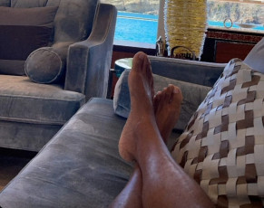 Russell Simmons Feet (4 images)