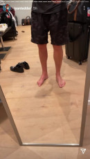 Ryan Tedder Feet (14 pics)
