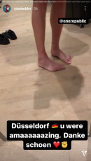 Ryan Tedder Feet (14 pics)