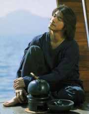 Takeshi Kaneshiro Feet (2 images)